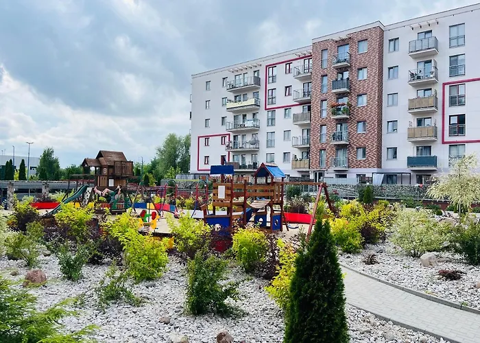 Warsaw Inside Pola Karolinskie